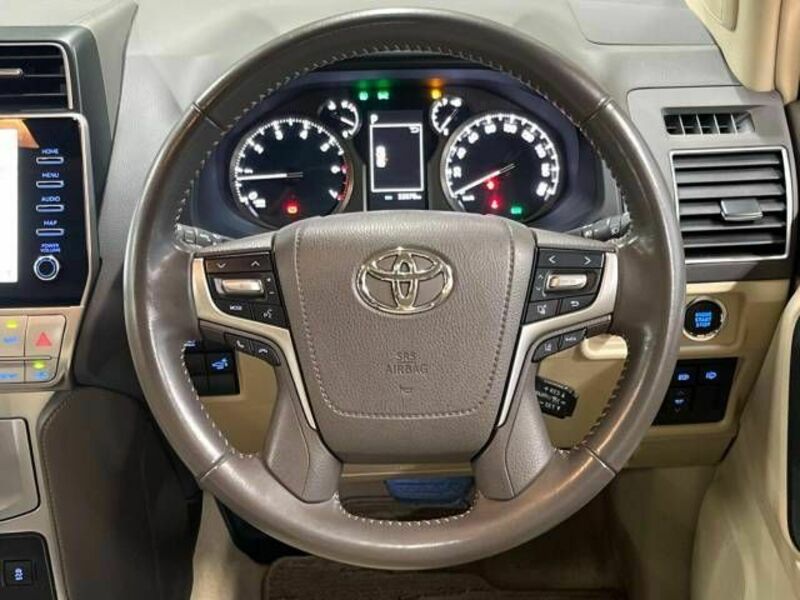 LAND CRUISER PRADO-10
