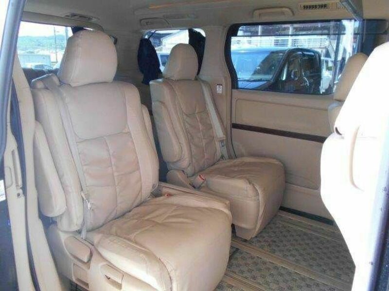 VELLFIRE-6