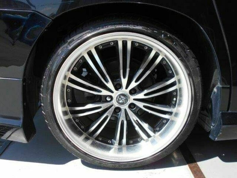 VELLFIRE-26