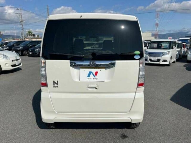 N BOX