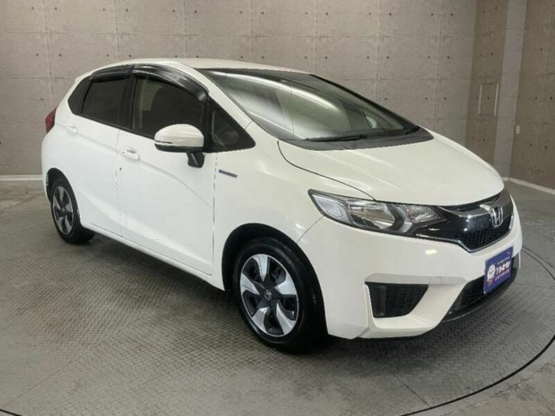 FIT HYBRID-4