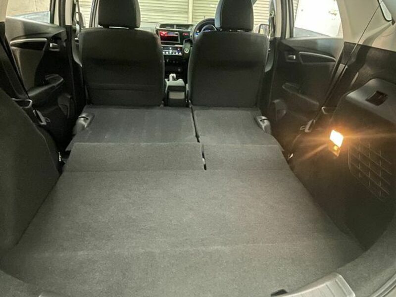 FIT HYBRID-11