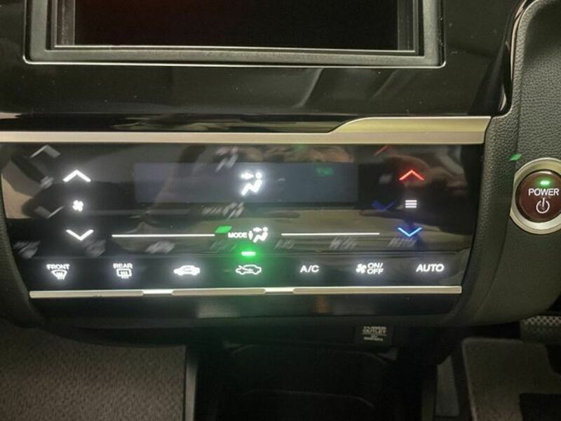 FIT HYBRID-13