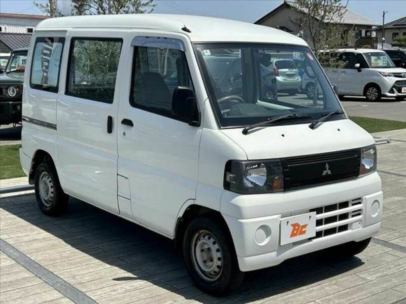MINICAB VAN