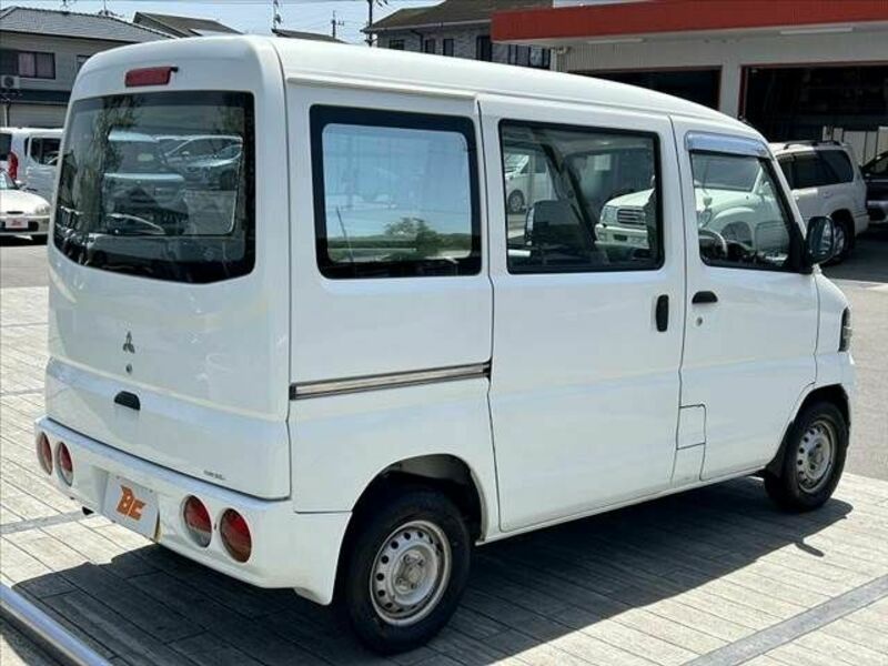 MINICAB VAN