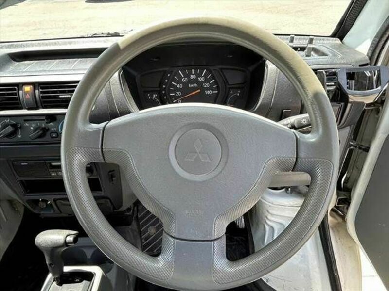 MINICAB VAN