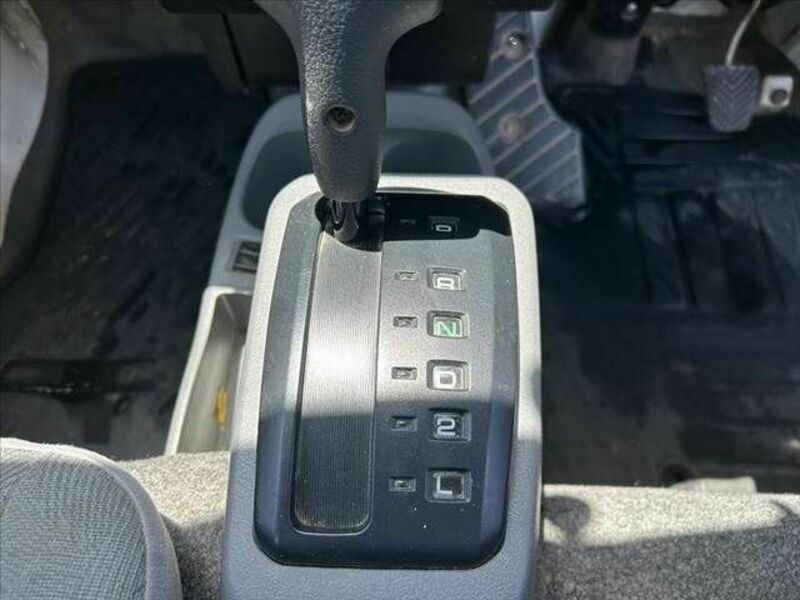 MINICAB VAN