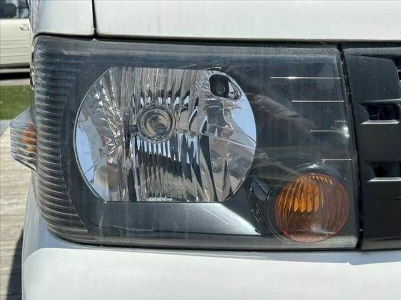 MINICAB VAN