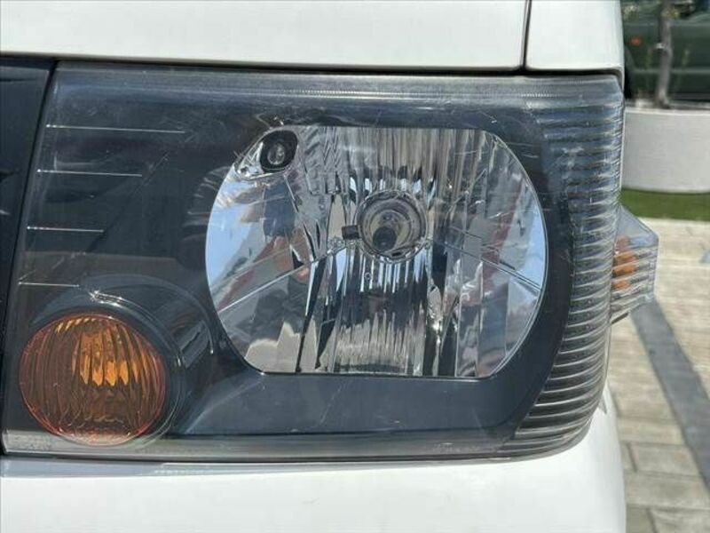 MINICAB VAN