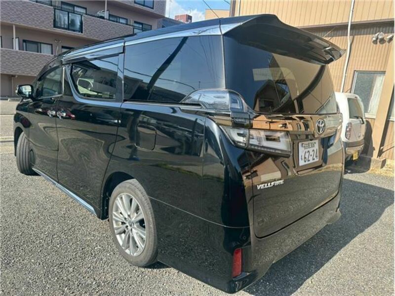 VELLFIRE