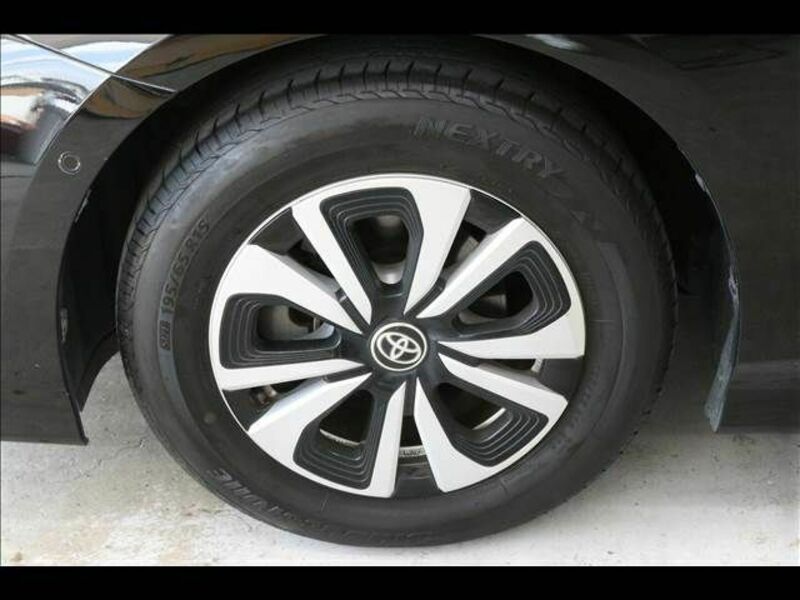 PRIUS PHV