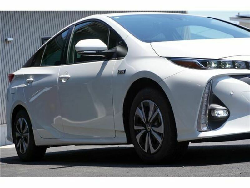 PRIUS PHV-9