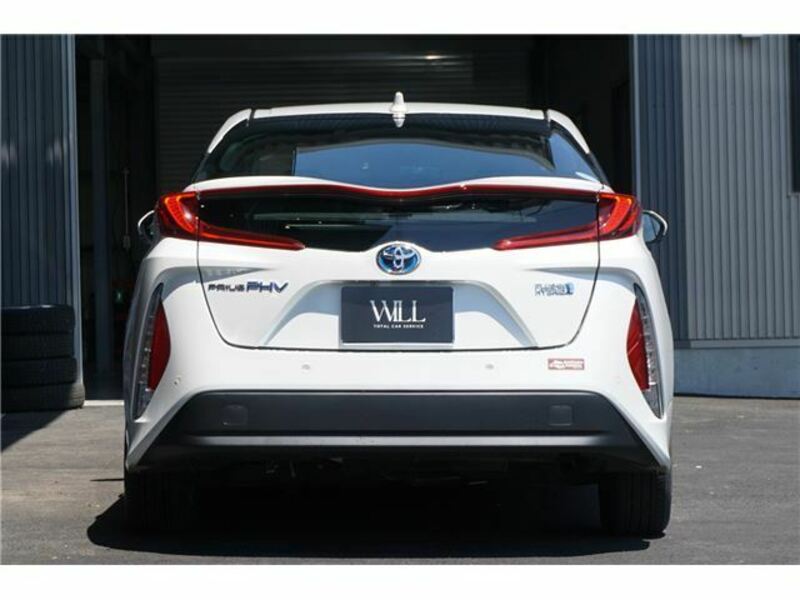 PRIUS PHV-15