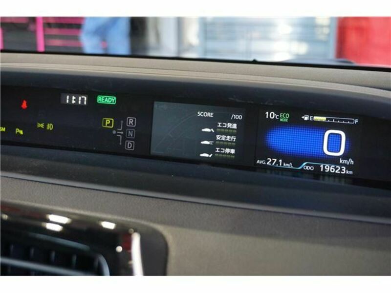 PRIUS PHV-29