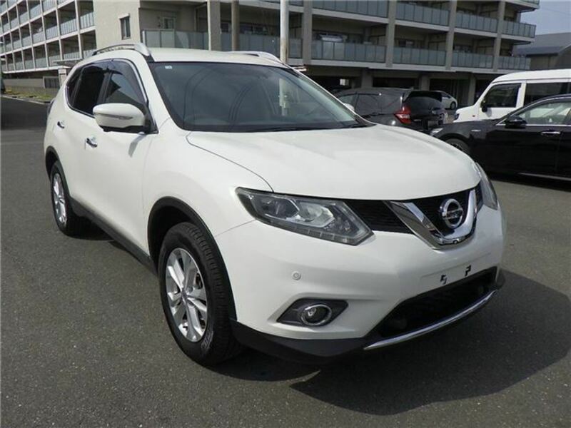 X-TRAIL-1