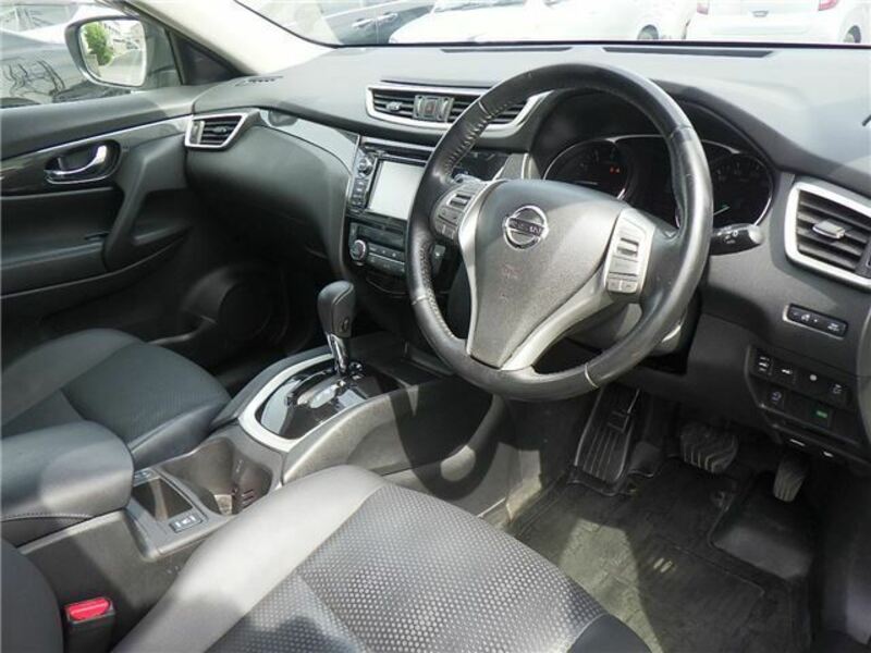 X-TRAIL-4