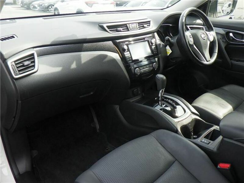 X-TRAIL-5