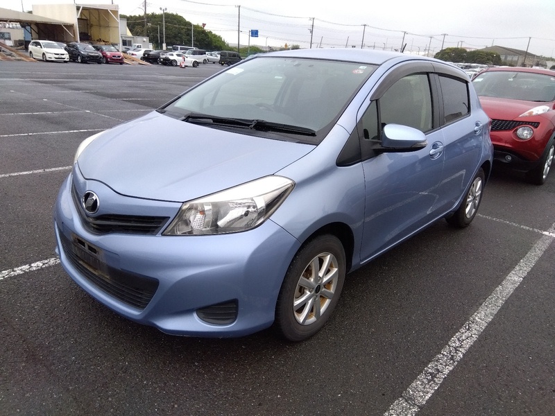 TOYOTA VITZ