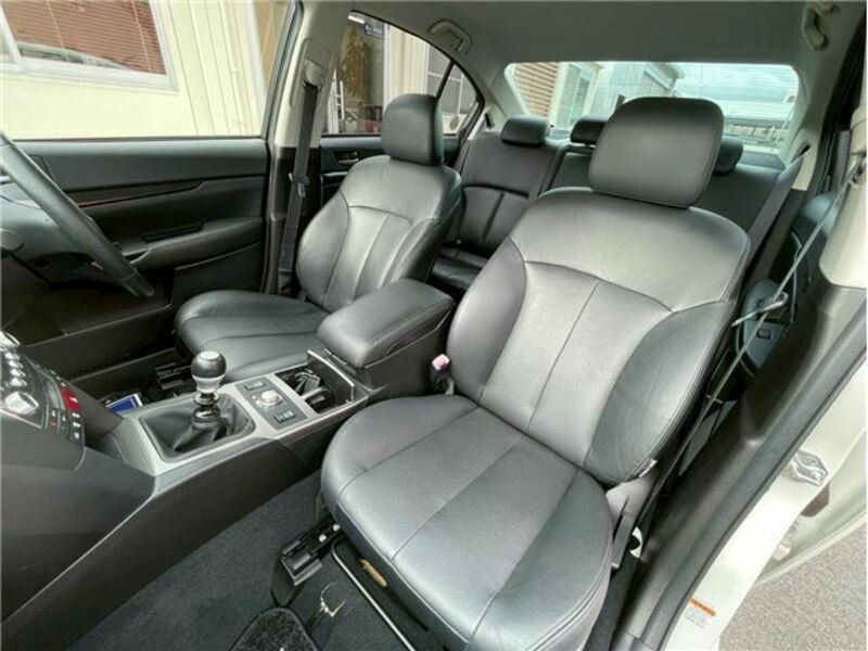 LEGACY B4