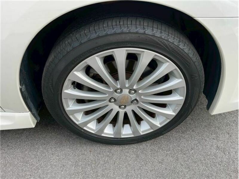 LEGACY B4