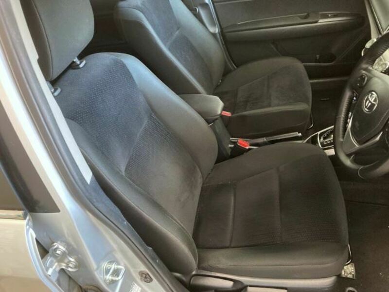 COROLLA FIELDER