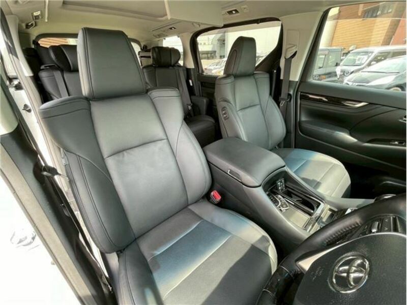 ALPHARD-9