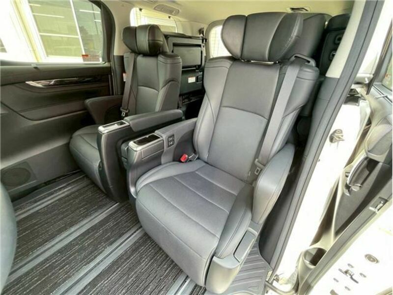 ALPHARD-14