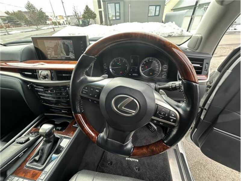 LX