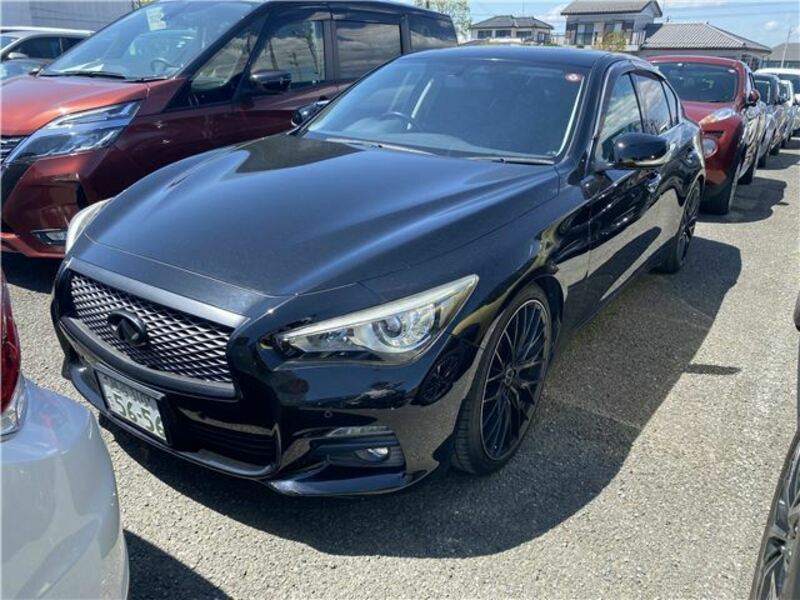 NISSAN SKYLINE