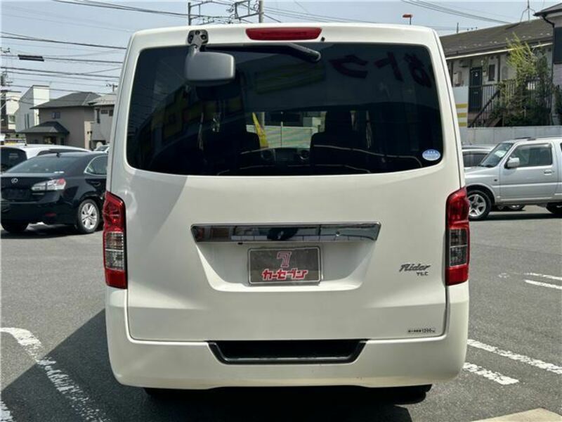 NV350 CARAVAN