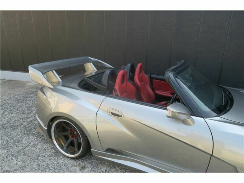 S2000-18