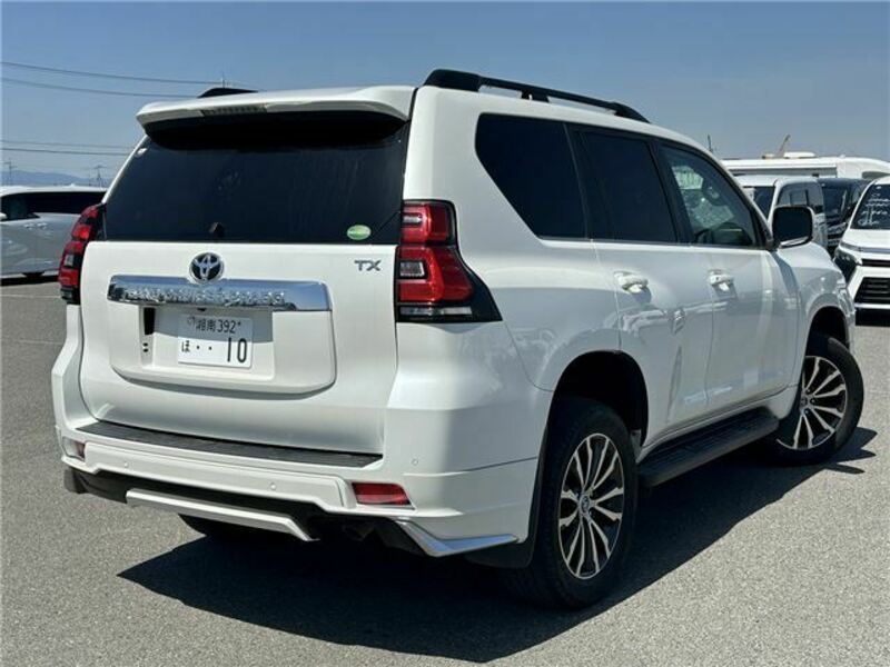 LAND CRUISER PRADO-1