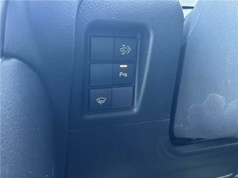 LAND CRUISER PRADO-32