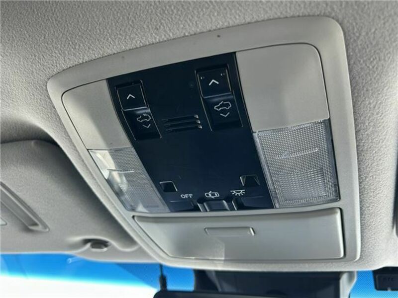 LAND CRUISER PRADO-35
