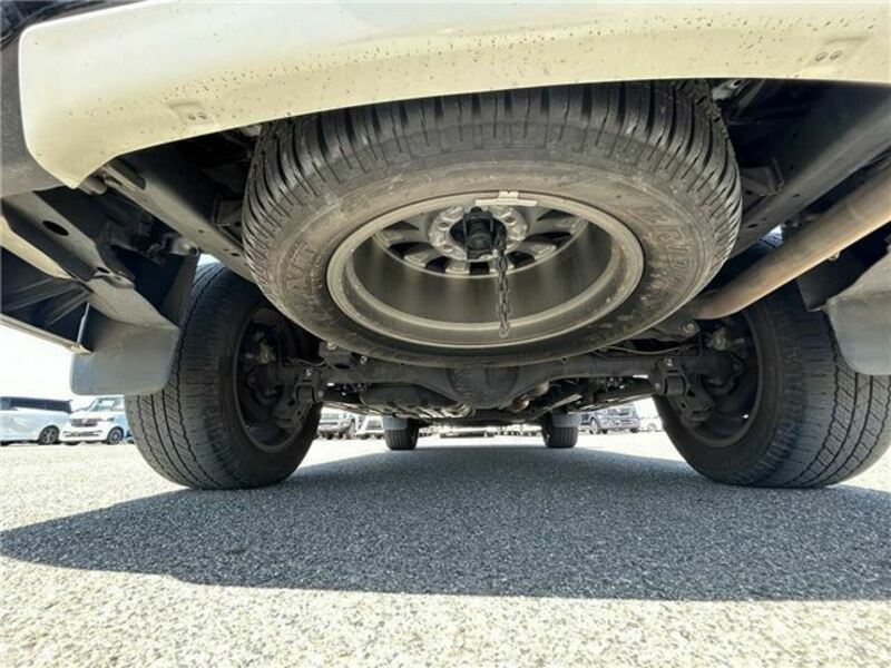 LAND CRUISER PRADO-37
