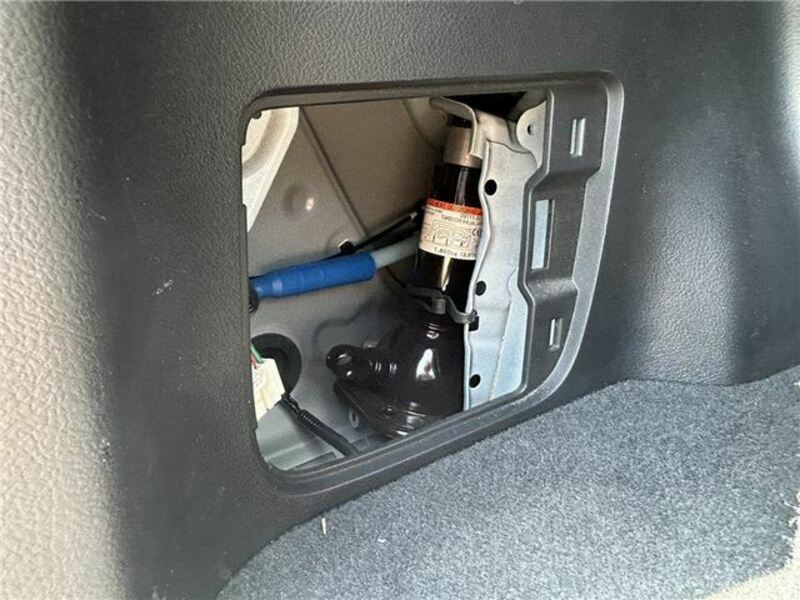LAND CRUISER PRADO-38