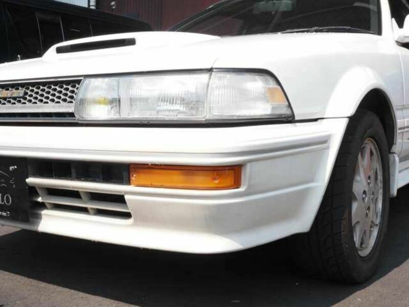 COROLLA LEVIN