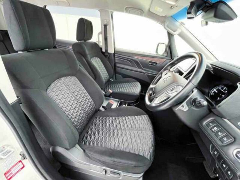 DELICA D5