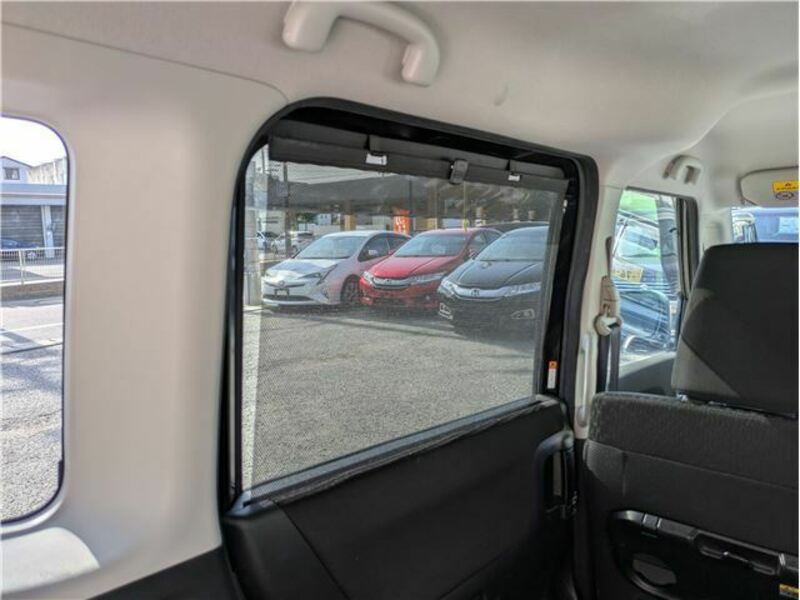DELICA D2