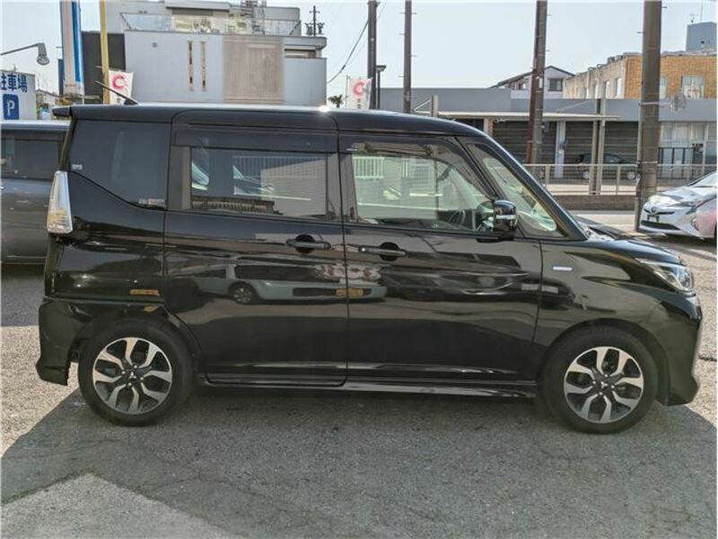 DELICA D2