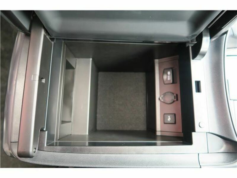 ALPHARD-28