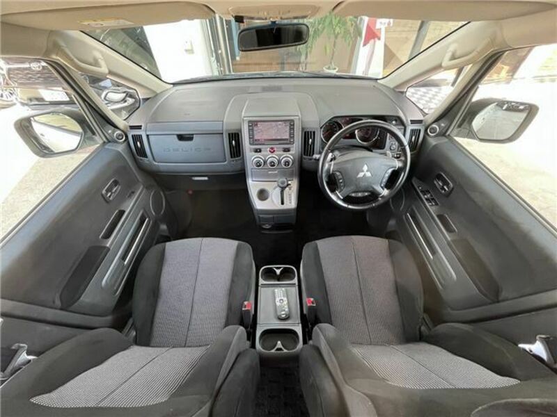 DELICA D5