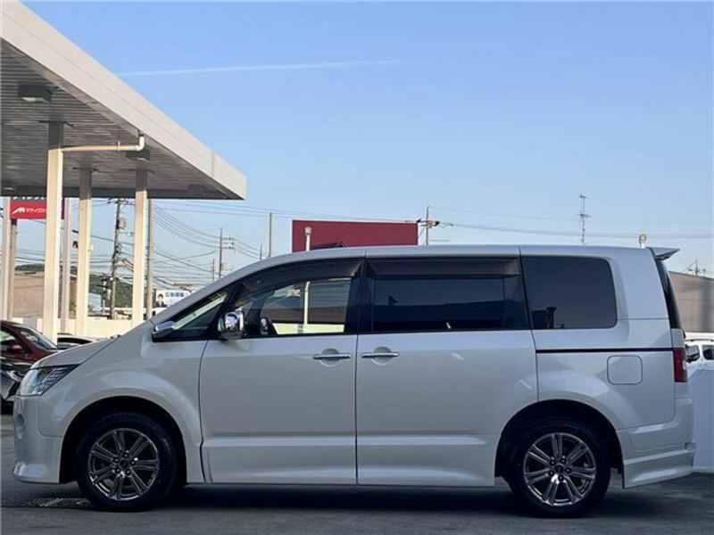 DELICA D5