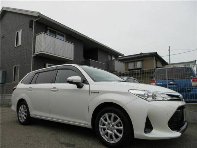 COROLLA FIELDER
