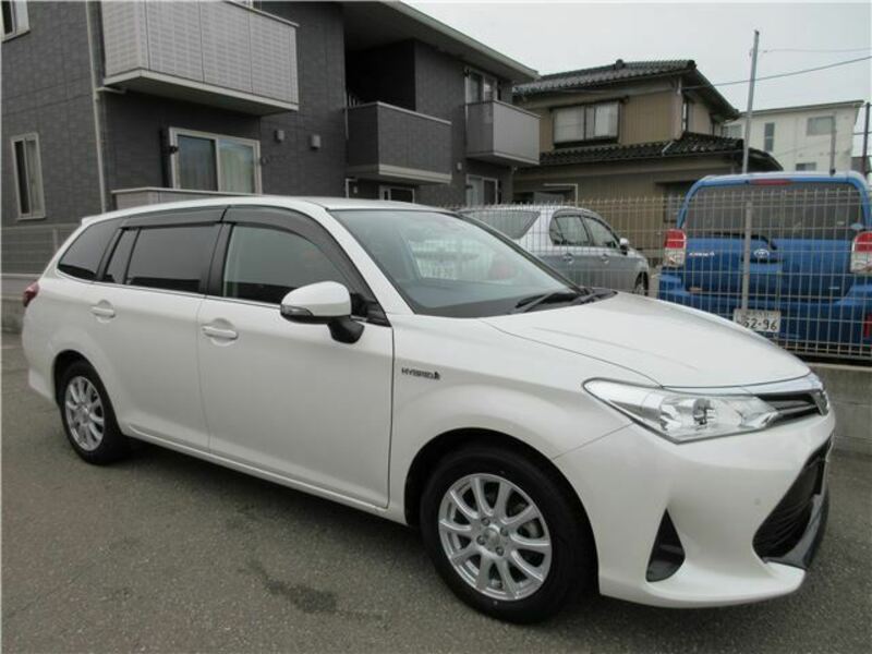 COROLLA FIELDER