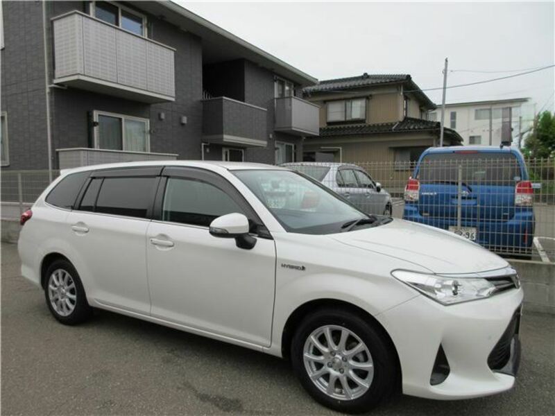 COROLLA FIELDER