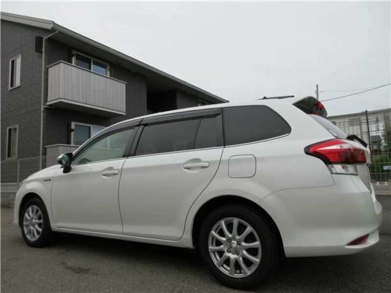 COROLLA FIELDER
