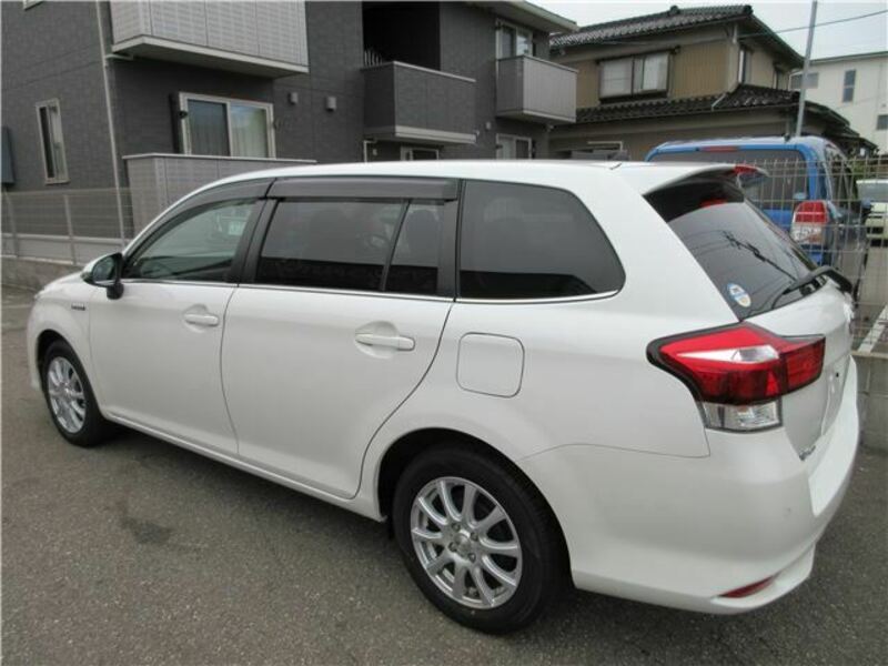COROLLA FIELDER