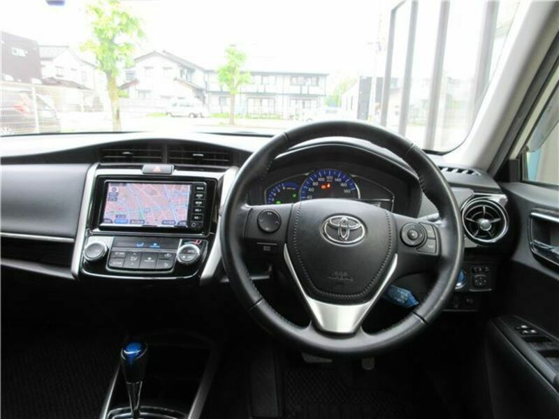COROLLA FIELDER