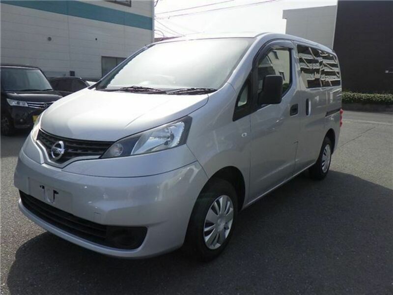 NISSAN　NV200 VANETTE